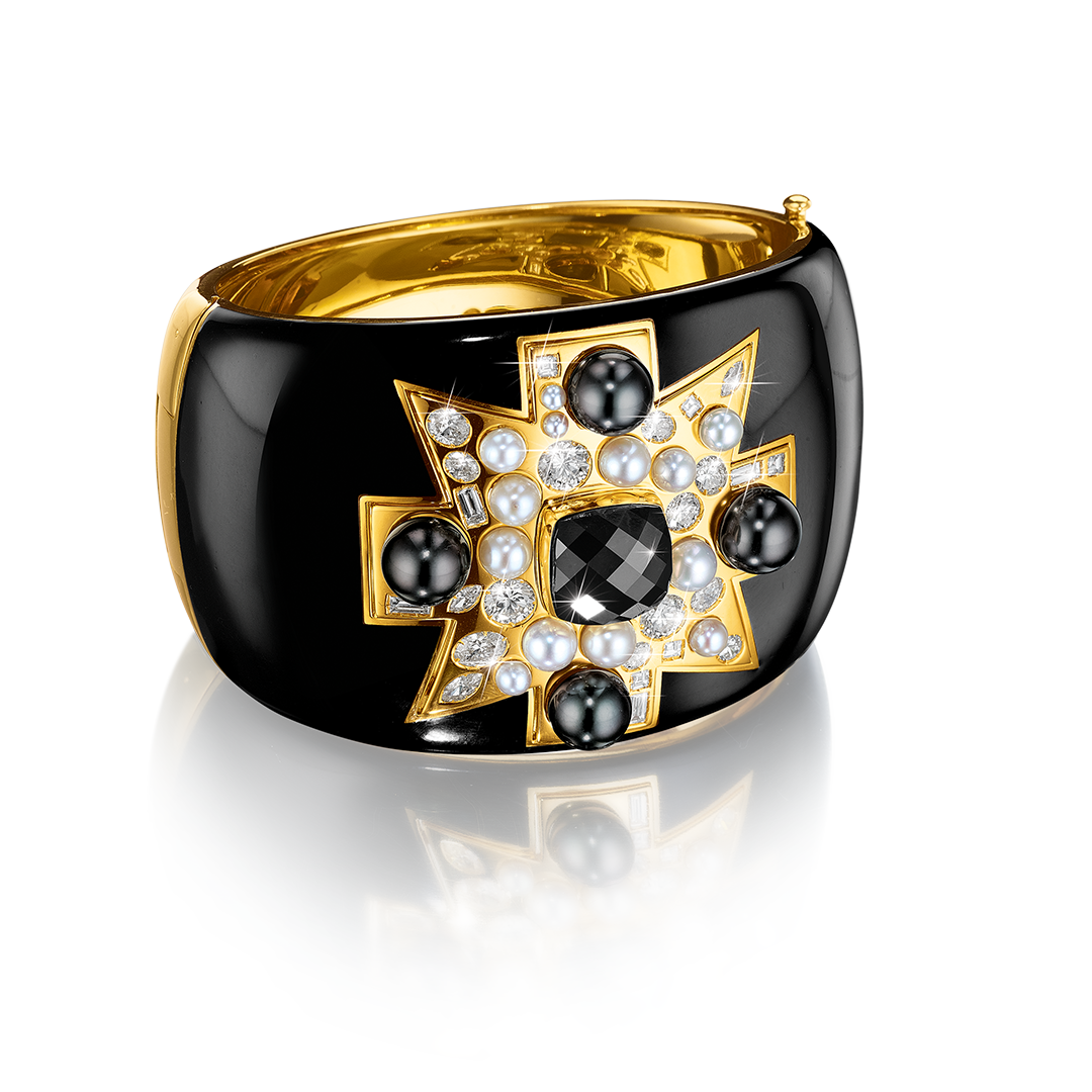 Black and White Fulco Cuff – Verdura