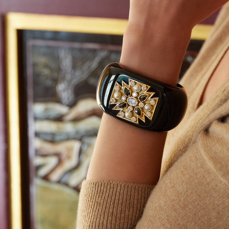 Maltese Cross Cuff – Verdura - Main Image