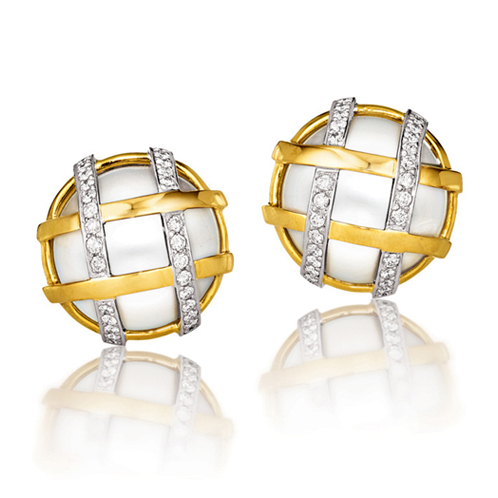 Verdura-Jewelry-Duchess-Earclips-Pearl-Gold-Diamond