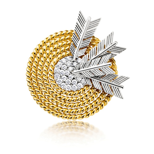 Verdura-Jewelry-Target-Brooch-Gold-Diamond
