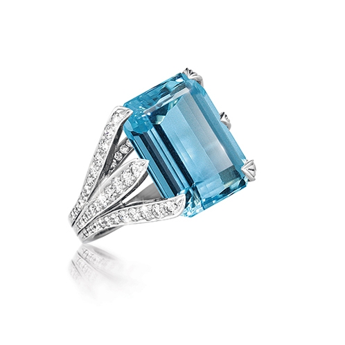 Verdura-Jewelry-Six-Blades-Ring-Aquamarine-Platinum-Diamond