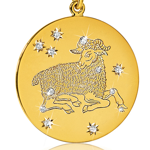 Verdura-Jewelry-Zodiac-Pendant-Necklace-Aries-Gold-Diamond-detail